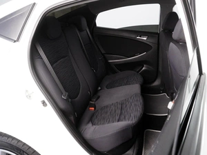 Седан Hyundai Solaris 2015 года, 1130000 рублей, Красный Пахарь