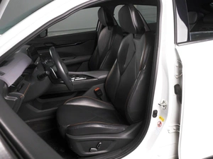 Лифтбек Changan UNI-V 2023 года, 2398000 рублей, Минеральные Воды