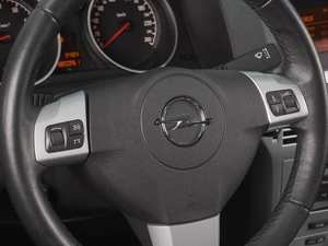 Седан Opel Astra 2010 года, 699000 рублей, Воронеж