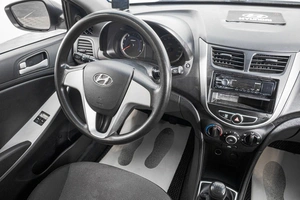 Седан Hyundai Solaris 2014 года, 699000 рублей, Барнаул