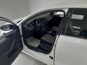 Седан Volkswagen Jetta 2013 года, 1400000 рублей, Смоленск