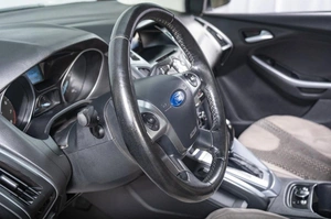 Хетчбэк Ford Focus 2012 года, 1029000 рублей, Томск