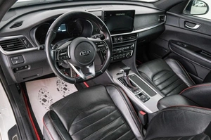 Седан Kia Optima 2018 года, 1749000 рублей, Красноярск
