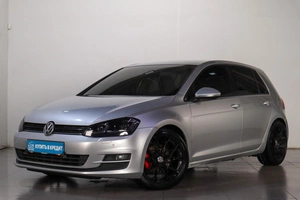 Хетчбэк Volkswagen Golf 2013 года, 1289000 рублей, Челябинск