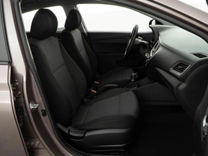 Седан Hyundai Solaris 2021 года, 1584444 рублей, Москва