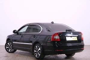 Лифтбек Skoda Octavia 2012 года, 919000 рублей, Омск