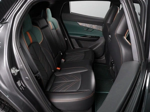 Внедорожник Changan UNI-T 2023 года, 2942000 рублей, Красный Пахарь