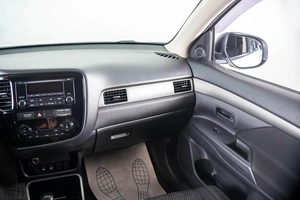 Внедорожник Mitsubishi Outlander 2017 года, 1859000 рублей, Пермь