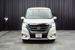 Минивэн Nissan Serena 2017 года, 1789000 рублей, Красноярск
