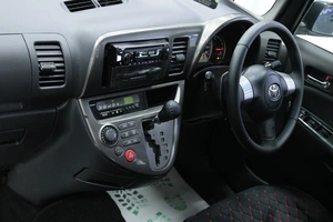 Минивэн Toyota Wish 2005 года, 798000 рублей, Солонцы