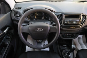 Седан ВАЗ (LADA) Vesta 2017 года, 869000 рублей, Омск
