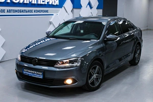 Седан Volkswagen Jetta 2011 года, 798000 рублей, Солонцы