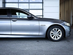 Седан BMW 5 серия 2013 года, 1800000 рублей, Уфа