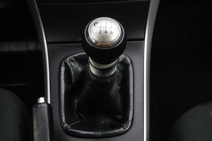 Седан Toyota Corolla 2011 года, 759000 рублей, Пермь