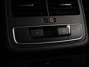 Седан Audi A4 2016 года, 2199000 рублей, Тюмень