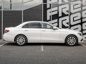 Седан Mercedes-benz E-класс 2016 года, 3585000 рублей, Краснодар