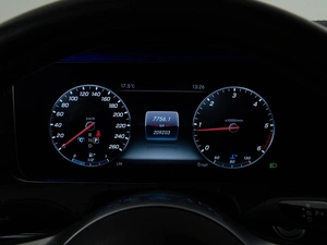 Седан Mercedes-benz E-класс 2020 года, 2975055 рублей, Москва