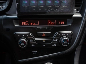 Седан Kia Optima 2012 года, 1370000 рублей, Краснодар