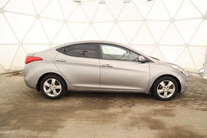 Седан Hyundai Elantra 2012 года, 990000 рублей, Обнинск