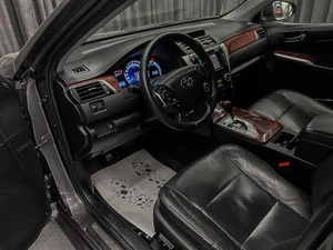 Седан Toyota Camry 2013 года, 1379000 рублей, Красноярск