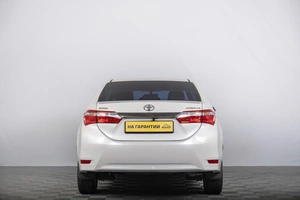 Седан Toyota Corolla 2014 года, 1359000 рублей, Томск
