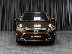Седан Toyota Camry 2018 года, 2399000 рублей, Тюмень