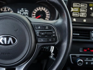 Седан Kia Optima 2017 года, 1770000 рублей, Краснодар