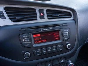 Хетчбэк Kia Ceed 2015 года, 1339000 рублей, Саратов