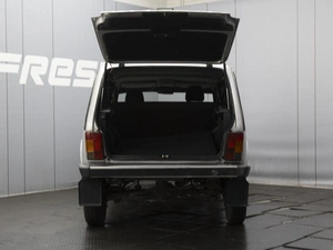 Внедорожник ВАЗ (LADA) 4x4 (Нива) 2020 года, 600000 рублей, Омск