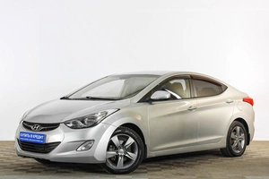 Седан Hyundai Elantra 2012 года, 919000 рублей, Тюмень