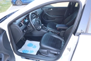 Седан Volkswagen Jetta 2013 года, 1320000 рублей, Мирное