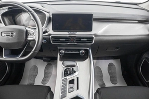 Внедорожник Geely Coolray 2023 года, 1959000 рублей, Барнаул