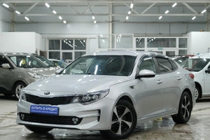 Седан Kia Optima 2018 года, 1679000 рублей, Омск