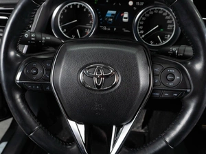 Седан Toyota Camry 2021 года, 3979000 рублей, Тюмень