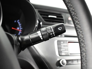 Седан Kia Rio 2015 года, 949900 рублей, Казань