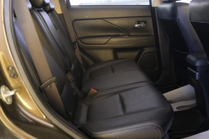 Внедорожник Mitsubishi Outlander 2017 года, 1999000 рублей, Омск