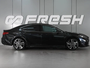 Седан Toyota Camry 2024 года, 3290000 рублей, Красный Пахарь
