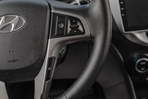 Седан Hyundai Solaris 2015 года, 919000 рублей, Челябинск