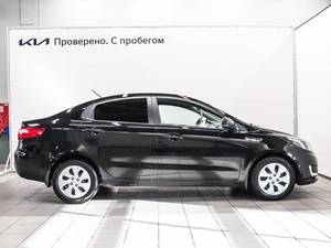 Седан Kia Rio 2015 года, 1050000 рублей, Красноярск