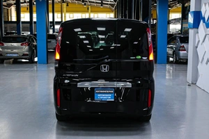 Минивэн Honda Stepwgn 2018 года, 1898000 рублей, Солонцы