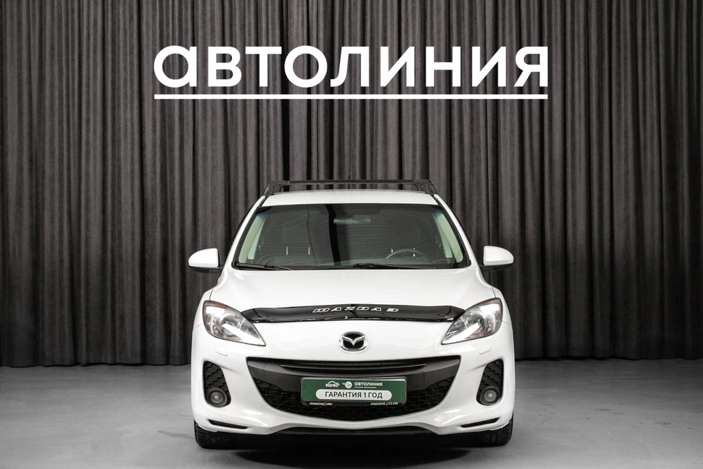 Хетчбэк Mazda 3 2012 года, 840000 рублей, Красноярск
