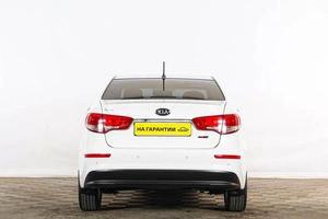 Седан Kia Rio 2016 года, 999000 рублей, Тюмень