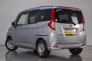 Минивэн Toyota Roomy 2018 года, 1159000 рублей, Челябинск