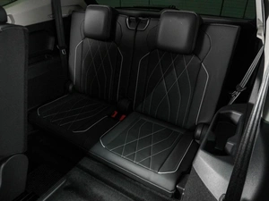 Внедорожник Volkswagen Tiguan L 2023 года, 4876000 рублей, Воронеж