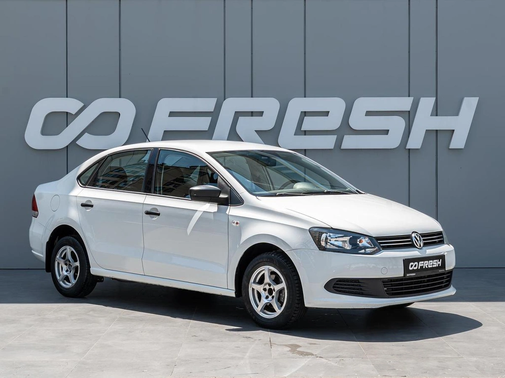 Седан Volkswagen Polo 2014 года, 940000 рублей, Краснодар