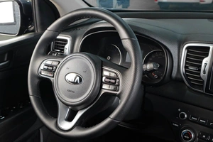 Внедорожник Kia Sportage 2017 года, 1759000 рублей, Тюмень