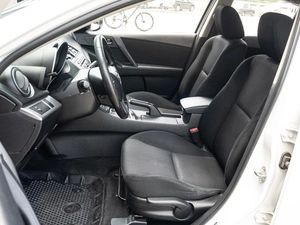 Седан Mazda 3 2012 года, 1070000 рублей, Краснодар