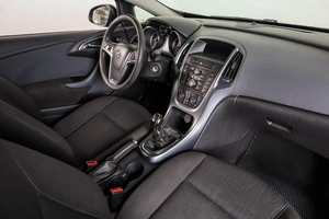 Хетчбэк Opel Astra GTC 2012 года, 799000 рублей, Пермь