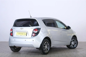 Хетчбэк Chevrolet Aveo 2013 года, 679000 рублей, Омск