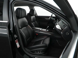 Седан BMW 7 серия 2010 года, 1899077 рублей, Москва